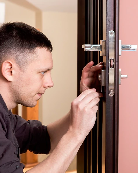 : Professional Locksmith For Commercial And Residential Locksmith Services in La Verne, CA