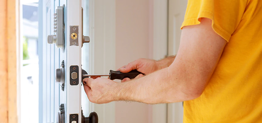 Eviction Locksmith For Key Fob Replacement Services in La Verne, CA